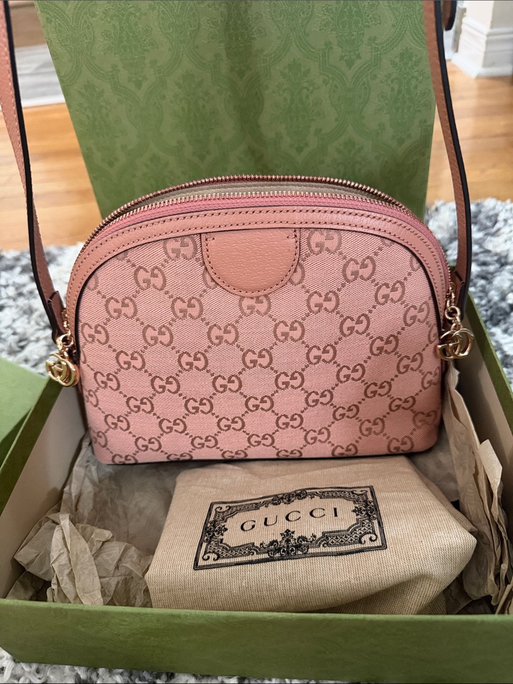 Gucci Pink GG Canvas Crossbody Bag with Gold Hardware - Picture 4 of 16